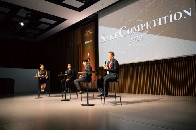 「SAKE COMPETITION 2025」で行われた特別なトークショーの様子