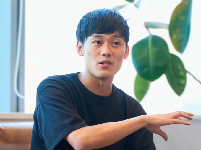 これから取得する育休について語るサニーサイドアップ 原島
