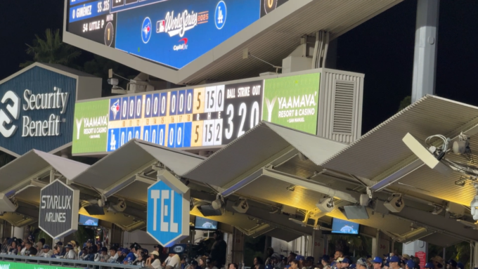 ロサンゼルスでの1試合目となったMLBワールドシリーズ第3戦の様子