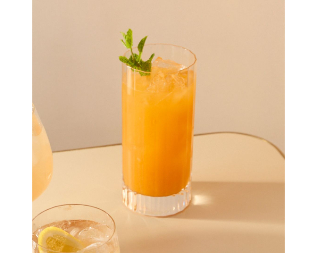 2025年の春から提供を開始したbillsのマンダリンハイボール