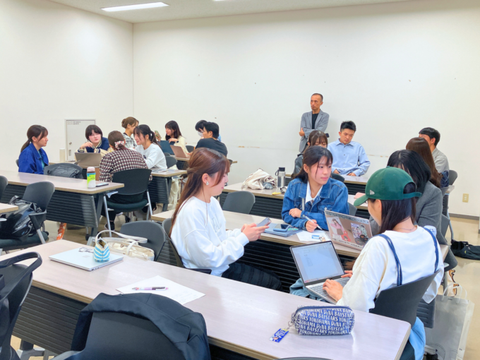 上智大学 文学部新聞学科 国枝ゼミでのサニーサイドアップの特別講義での様子