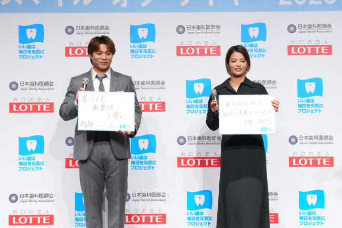 “今後の大舞台で『最高の笑顔』を見せるために、今からどんな努力を積み重ねていきたいか”を話す阿部兄弟