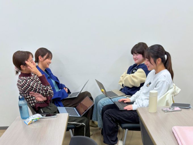 上智大学 文学部新聞学科 国枝ゼミでのサニーサイドアップの特別講義での様子