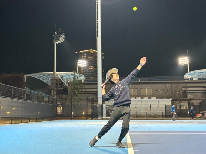 サニーサイドアップグループのテニス部の活動の様子