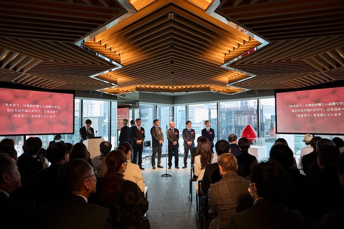 メディア・インフルエンサーをご招待した「あまおう」プレミアムレセプションでの、トークセッションの様子