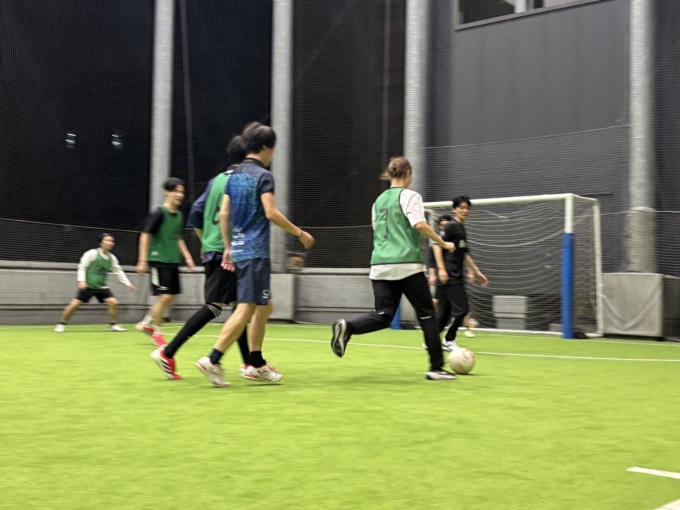 サニーサイドアップグループのフットサル部の活動の様子